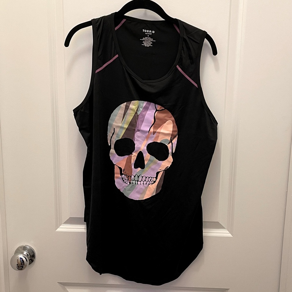 NWOT Torrid Active Tank